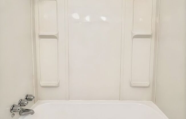 1 bed, 1 bath, 533 sqft, $1,375, Unit 403