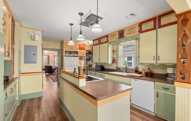 122 HIGHLAND RD