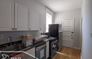 3544 N Halsted St 2R