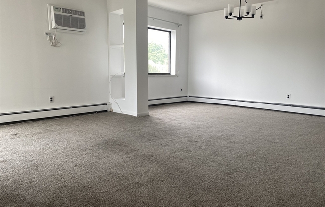 382 MASSACHUSETTS AVE