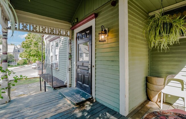 Studio, 1 bath, 290 sqft, $2,175, Unit 1