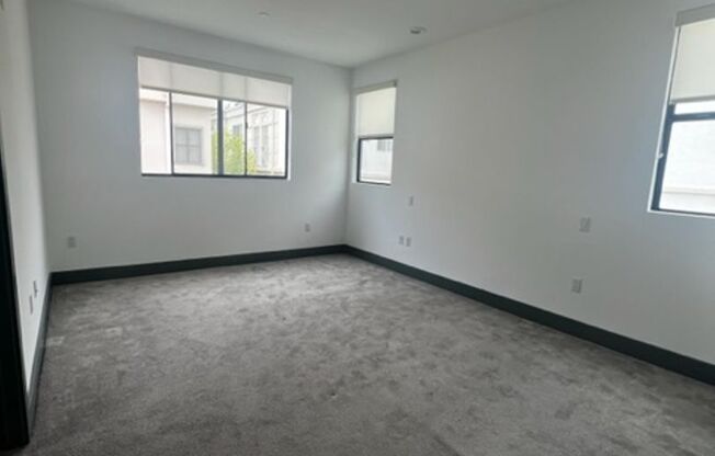 2 beds, 2 baths, 1,260 sqft, $4,250, Unit 404