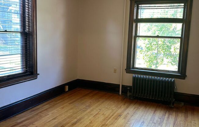 Studio, 1 bath, 600 sqft, $1,050, Unit 2381-1