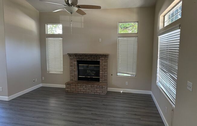 3 Bedroom and office Single Family Home in  beautiful north Fresno!