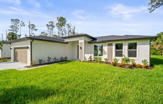 Luxury New construction 3 bedroom 2 baths located in North Port