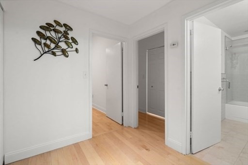 2 beds, 1 bath, 1,165 sqft, $4,000, Unit 304