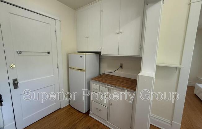 600 S BREARLY ST