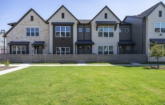 Escalon Townhomes in Leander