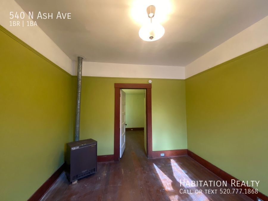 540 N ASH AVE