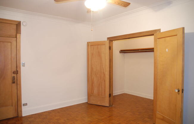 Studio, 1 bath, 425 sqft, $1,575, Unit 429-106
