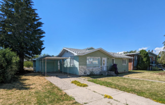 209 S 19 AVE