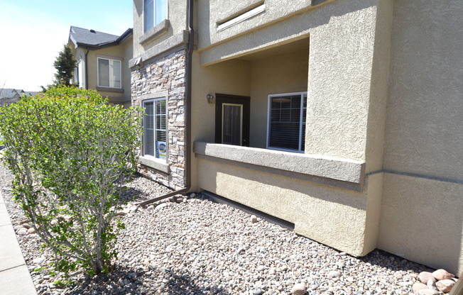 2 beds, 2 baths, $1,650