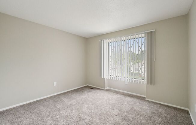 2 beds, 1.5 baths, 950 sqft, $1,590, Unit F106