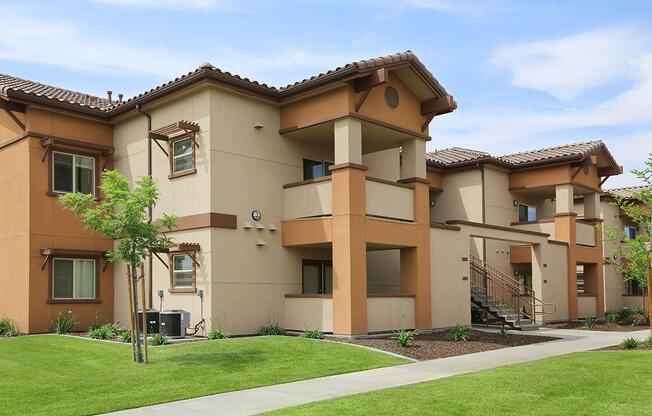 Come see why Watermark is the best apartment home community in Bakersfield