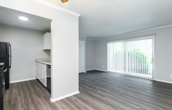 1 bed, 1 bath, 696 sqft, $925, Unit 1525312