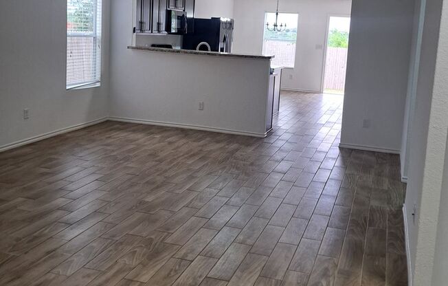 Modern 3-Bedroom Home Available Now!