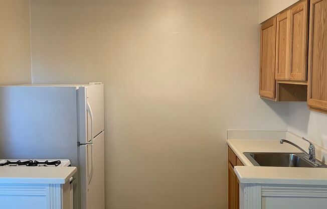 Studio, 1 bath, 400 sqft, $1,545, Unit 104