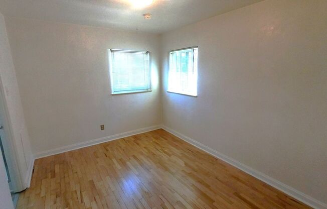 1 bed, 1 bath, $1,750, Unit 8