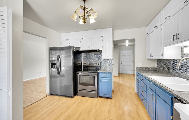 West Side Colorado Springs house, near parks!