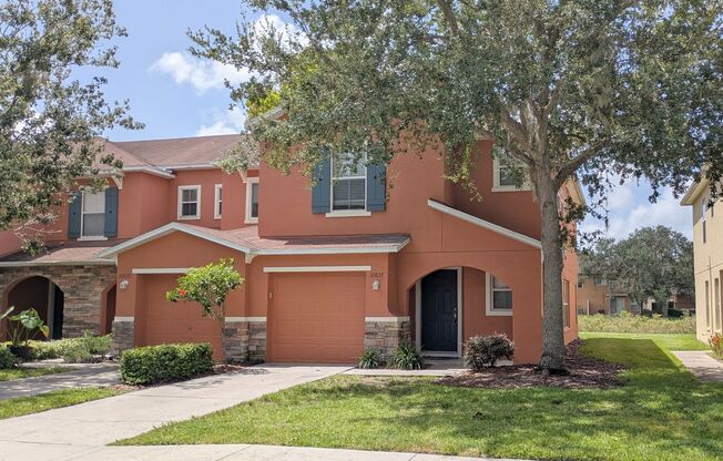 Quality Townhome In Convenient Location!