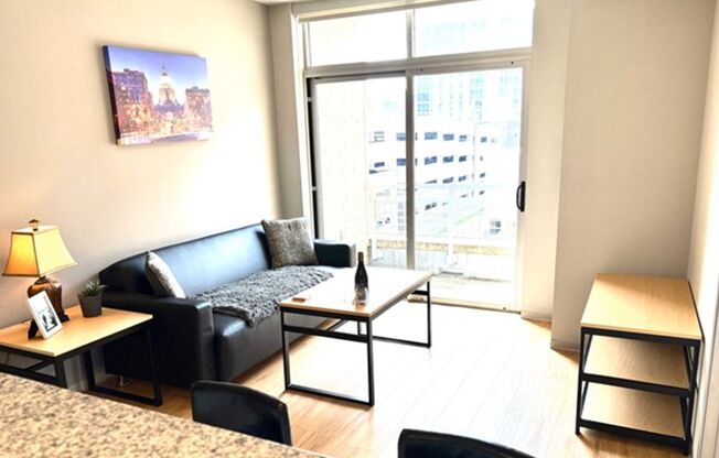 1 bed, 1 bath, 550 sqft, $1,895, Unit #801