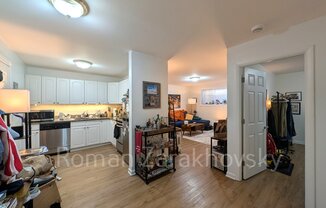 11 Embassy Rd, Brighton MA 04
