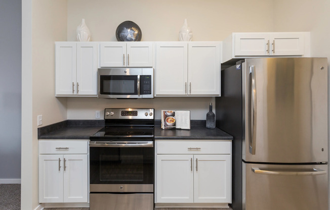 Prep-friendly Kitchen | Apartment Homes in Des Moines, Iowa | Cityville I