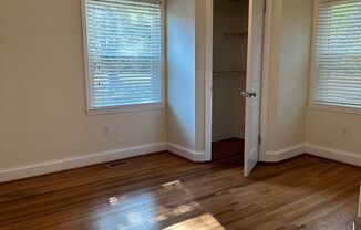 2 beds, 1 bath, $1,500