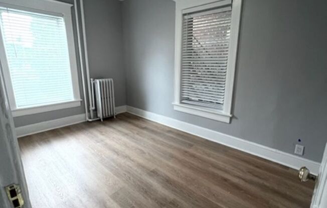 2 beds, 1 bath, 600 sqft, $1,780, Unit Apt A