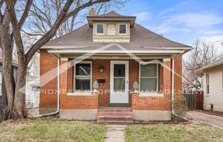 Cozy Bungalow with Central A/C and Backyard!