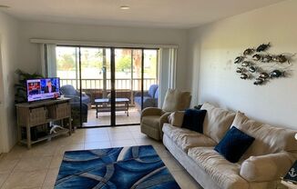 2 beds, 2 baths, $2,700, Unit Unit 203