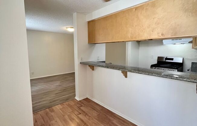 2 beds, 1 bath, 730 sqft, $2,650