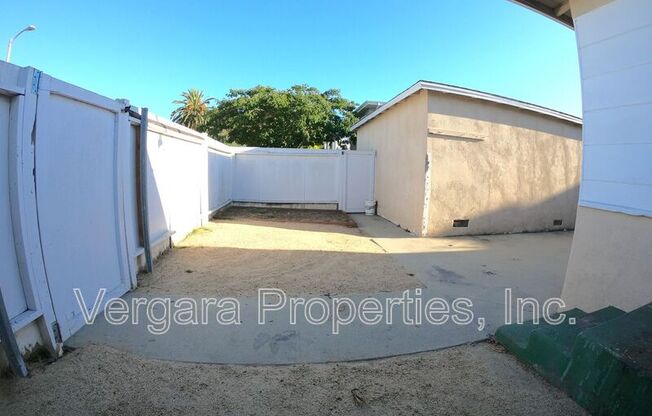 613 AMAPOLA AVE