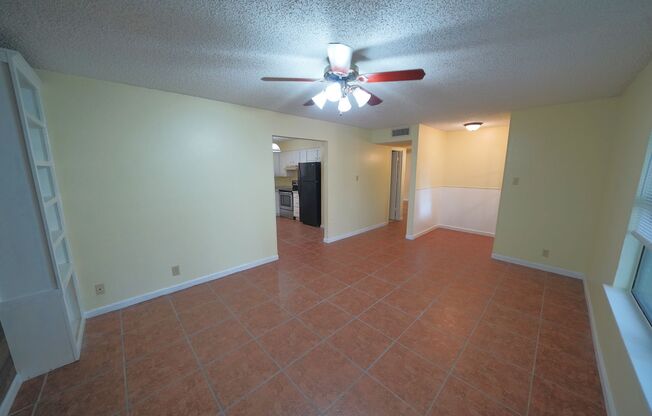 3 beds, 1 bath, $1,400