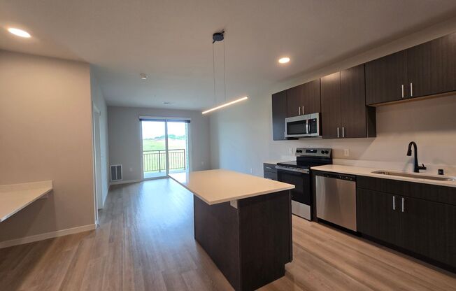 1 bed, 1 bath, 800 sqft, $1,750, Unit 8421-119