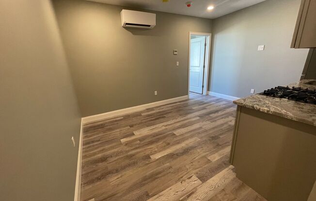 1 bed, 1 bath, 453 sqft, $2,000, Unit 403