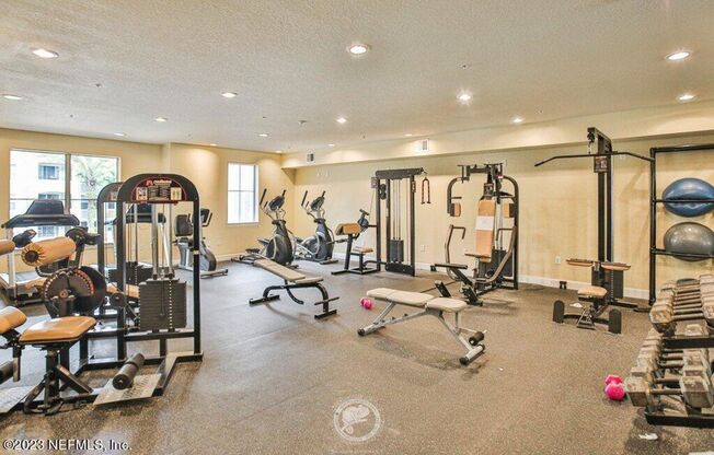 3 beds, 2 baths, $1,950, Unit UNIT 1724