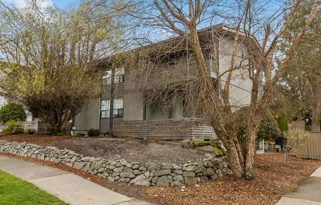 Woodlawn Apartments