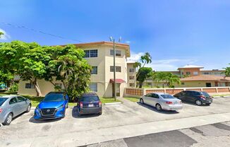 Spacious 1-Bed Condo in Sutton House – 974 SF, East of Biscayne