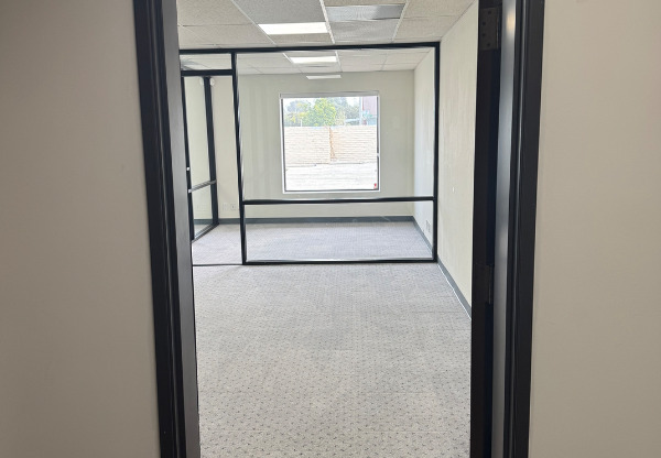 22760 HAWTHORNE BLVD