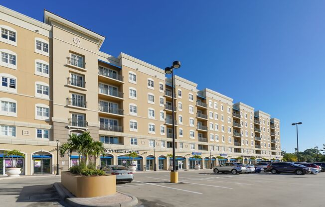 ANNUAL UNFURNISHED  2/2 downtown Sarasota in luxury condo building Broadway Promenade