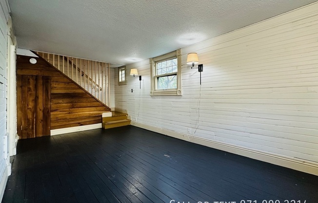 604 NE SAN RAFAEL ST