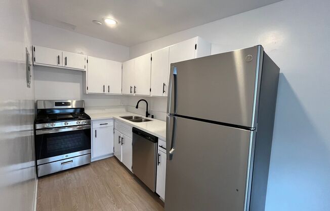 Studio, 1 bath, 615 sqft, $1,998, Unit 219