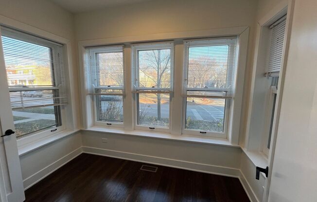 4 beds, 2 baths, $3,800, Unit 126-1