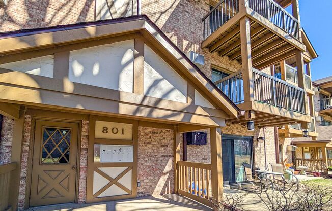 801 S Dwyer Ave Unit D, Arlington Heights, IL 60005