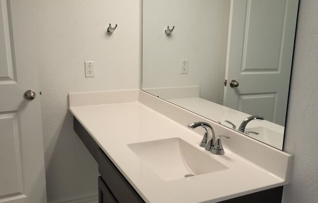 OPEN HOUSE October 25, 2025 3pm to 5pm Never Lived In and Move-In Ready