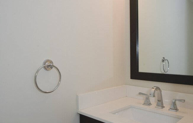 3 beds, 1.5 baths, $5,400, Unit 3