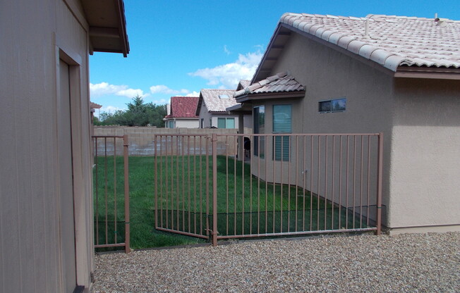 3 beds, 2 baths, $1,450