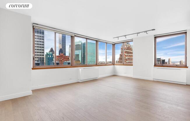 1 bed, 2.5 baths, 849 sqft, $5,500, Unit 30G