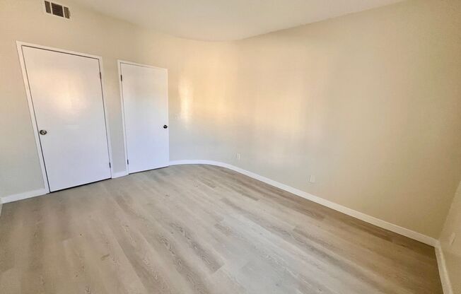 Pinewood Apartments